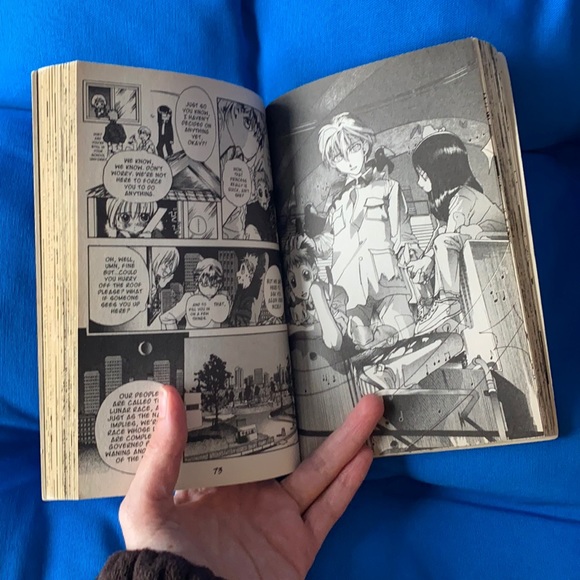 Crescent Moon 100% Authentic Manga Comic Volume 1 Haruko iiDa Limited Condition - Picture 10 of 10